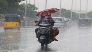 Heavy Rainfall Alert Issued Across Tamil Nadu Districts