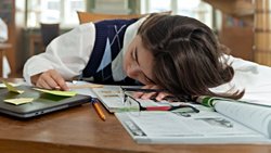 Okul Öğrenciyi Yaşlandırır mı ?