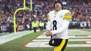 Aaron Rodgers And Steelers Face Texans As QB’s Secret Marriage Fuels Playoff Drama