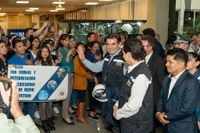 BNamericas - President Paz proposes reducing dependence o...