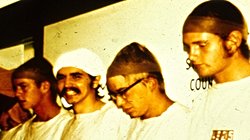 Stanford Hapishane Deneyi: Güç, İnsanların Gözünü Nasıl Döndürüyor?