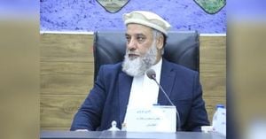 Russia Offers Mediation As Pakistan Afghanistan Crisis Deepens