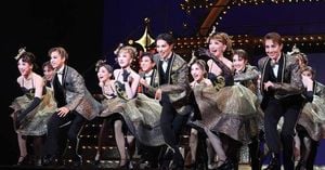 Takarazuka Revue's Twinkle Moon Shines Bright