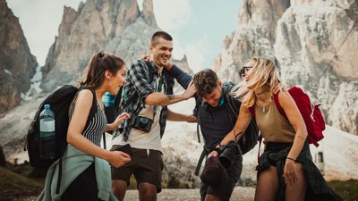 Tanıdıktan, Ahbapa: Kimya Uyumu, Arkadaş Seçiminde ve Arkadaşlık Gelişiminde Ne Kadar Önemli?