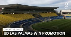 Las Palmas Fights Back For Draw Against Alavés