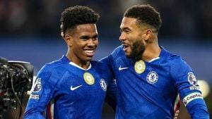 Estevaos Stoppage-Time Strike Lifts Chelsea Over Liverpool