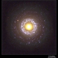 Sarmal Gökada NGC 7742