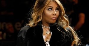 Lil’ Kim Reflects On Relationship With Voletta Wallace