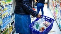 Judge indicates she’ll intervene in fight over SNAP food assistance money | CNN Politics
