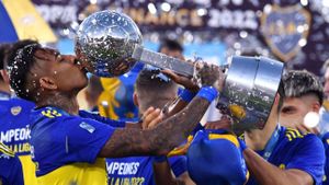 Boca Juniors Celebrates Opening Win Amid League Competition