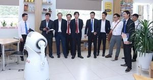 Vietnam Showcases AI Ambitions At Major Tech Events