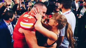 Travis Kelce And Taylor Swift: A Powerful Love Story Amid NFL Stardom