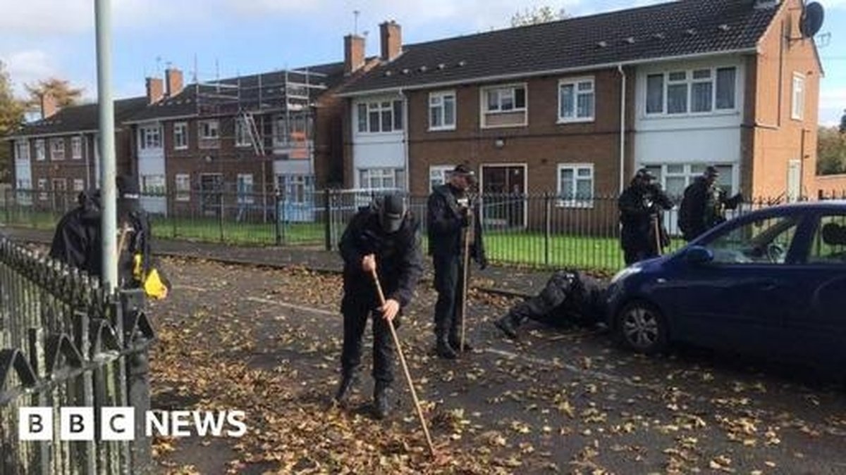Murder Investigation Launched After Wolverhampton Shooting - Grand ...