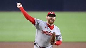 Cardinals And Reds Set For High-Stakes Showdown In St. Louis