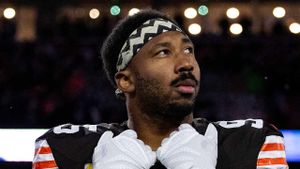 Myles Garrett Requests Trade From Browns Amid Team's Disarray