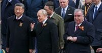 Putin (con Xi) alla parata sulla Piazza Rossa: «Verità e giustizia dalla nostra parte»