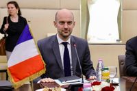 Paris annonce l’expulsion de 12 agents diplomatiques algériens et rappelle son ambassadeur pour consultations