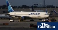 United pilot attacked passenger for taking too long in the bathroom, lawsuit alleges