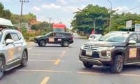 Cần xử lý nghiêm hành vi tự ý chặn đường để 'ưu tiên' cho xe doanh nhân