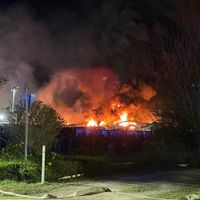 Brand in Ahlen: Rauchwolke zwischen Hamm-Uentrop und Süddinker