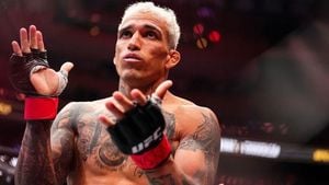 Charles Oliveira Calls Out Islam Makhachev Amid Topuria Tensions