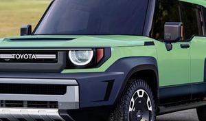 Toyota FJ Cruiser Returns After Eight-Year Hiatus