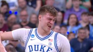 Duke's Cooper Flagg Left Bleeding After Eye Injury In March Madness