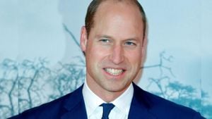 Prince William Delivers Holiday Cheer At Homeless Shelter