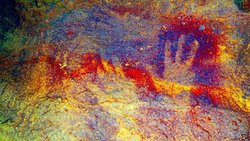 Neandertallerin Mirası: Tarih Öncesi El Baskılarının Kökeni Ortaya Çıktı.