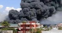 Incendio di rifiuti a Scafati, intervento dei vigili del fuoco