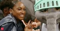 Coco Gauff steals spotlight at Sky vs Liberty WNBA game - WATCH