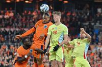 UEFA Nations League: Spain score late on to snatch draw from 10-man Netherlands in Rotterdam | Flashscore.com