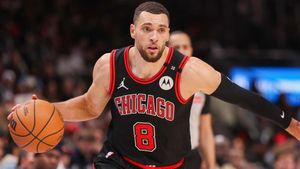 Golden State Warriors Eye Zach LaVine Amid Trade Rumors