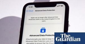 UK Demands Apple Create Backdoor For ICloud Data