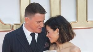 Channing Tatum Debuts New Romance With Model Ina Williams