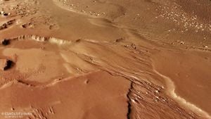 Large Reservoir Of Liquid Water Found On Mars