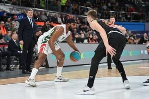 UNICS Crushes Uralmash In 93-67 Victory