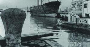 Historic Falls Of Clyde Sunk Off Hawaii After Decades-Long Battle