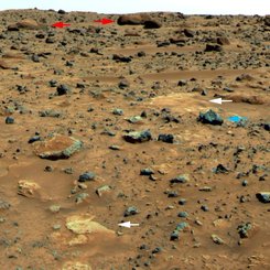 Mars'taki Tuhaf Kayalar