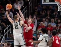 Greg Gard Believes A Quick Turnaround Is Best for Wisconsin Badgers