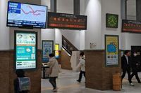 JR神戸線など一時運転見合わせ　尼崎－立花間で快速列車が人と接触