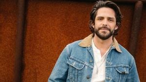 Thomas Rhett Launches 2025 Tour With Electrifying Sydney Show