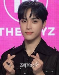Group THE BOYZ member Ju Hak-nyeon will withdraw from the team due to his involvement in privacy iss.. - MK