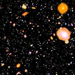 Hubble Ultra Deep Field’da Bir Uçuş