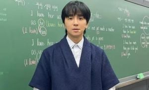 Star English Instructor Jo Jung Sik Faces Question Trading Scandal