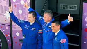 NASA Faces Tough Choices For Astronauts Stuck On ISS