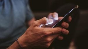 Facebook Shuts Down Italian Group Sharing Secret Photos