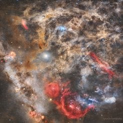 Orion ve Ülker’in Tozlu Çevresi