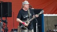 Neil Young cancels plans for free concert in Ukraine