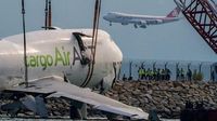 Main wreckage of cargo plane recovered from Hong Kong waters after deadly crash - The Livingston Enterprise